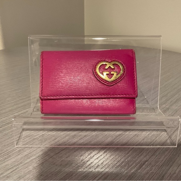 Gucci Accessories - GUCCI Lovely Hearts Pink Leather Key Case